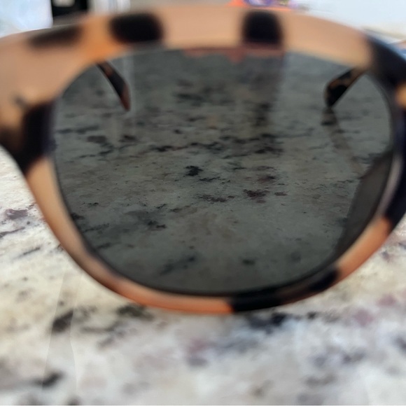 IZIPIZI Paris - Picture 2 of 12